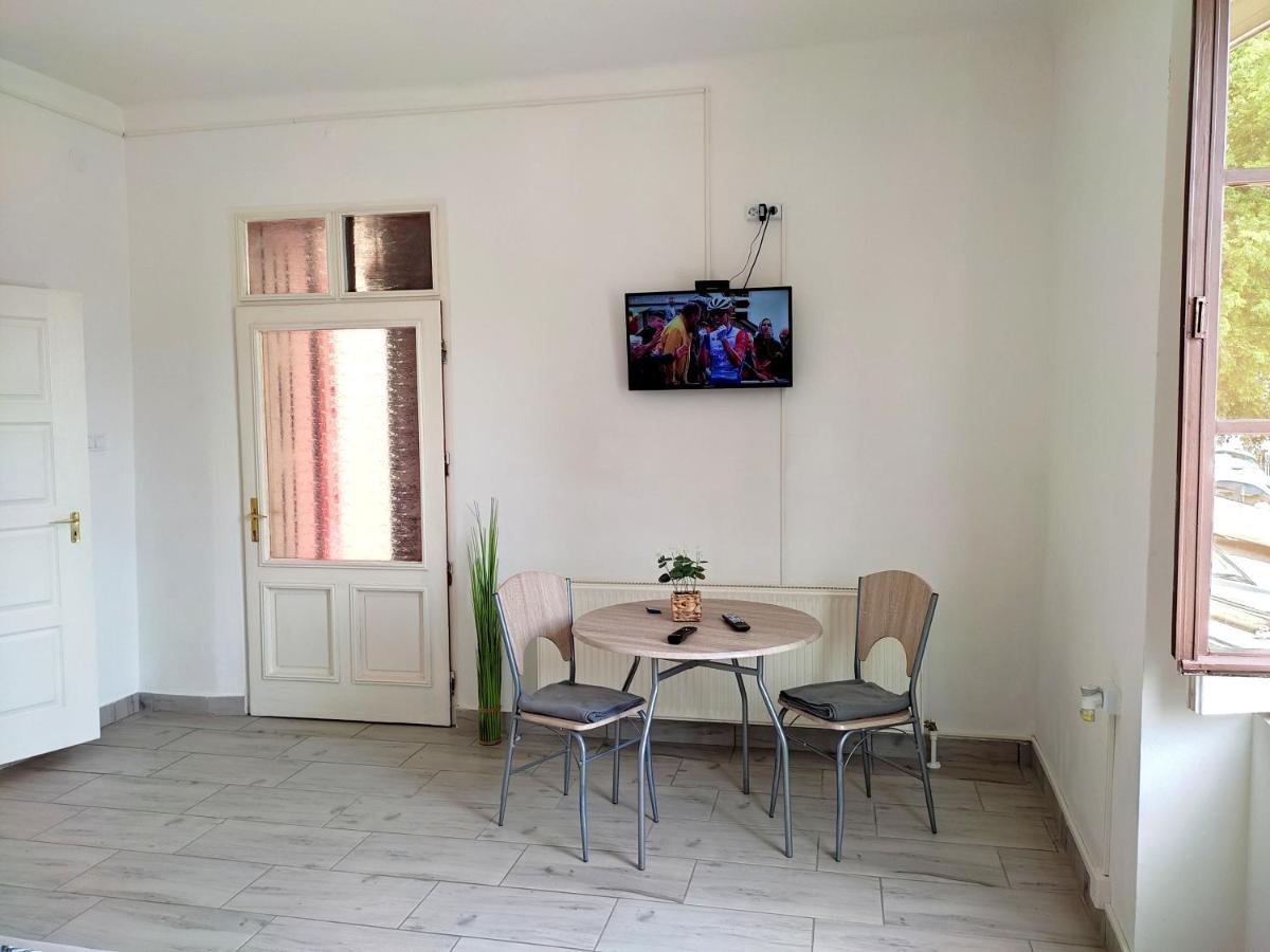 Vác Panorama Apartman מראה חיצוני תמונה