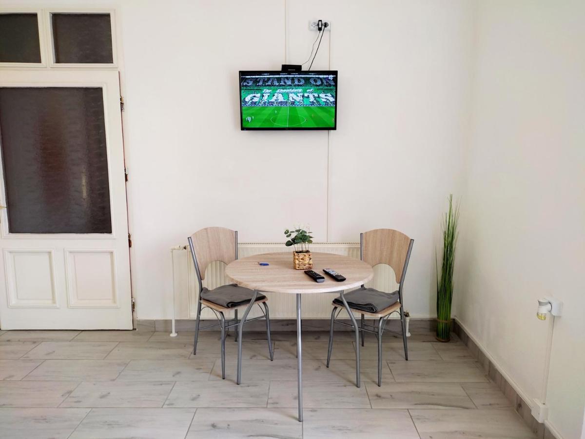 Vác Panorama Apartman מראה חיצוני תמונה