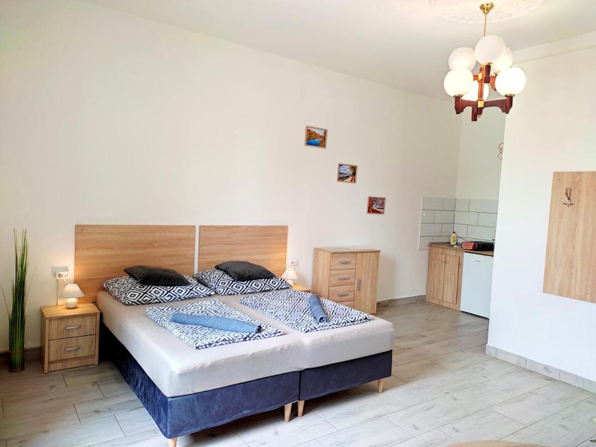 Vác Panorama Apartman מראה חיצוני תמונה